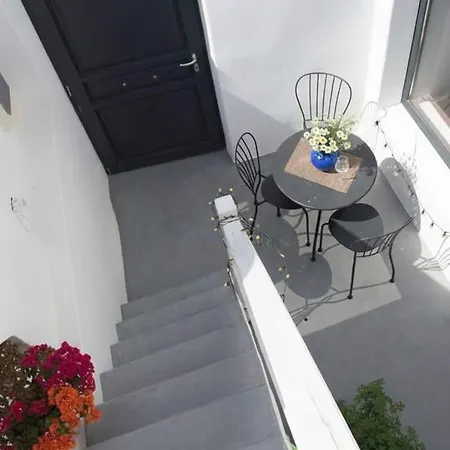 Dionysos Wine Authentic 2 Bd Santorini